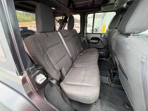 Used 2023 Jeep Wrangler Unlimited Sport AWD/4WD image 28