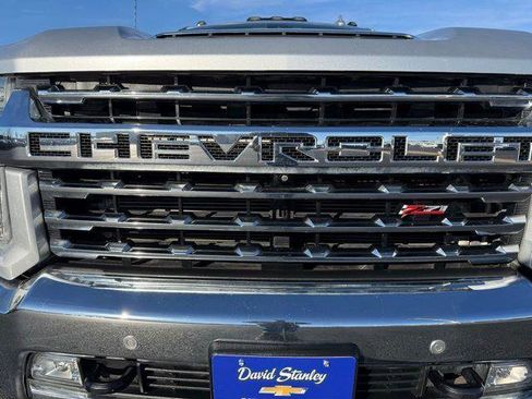 Used 2021 Chevrolet Silverado 3500 LTZ w/ LTZ Premium Package image 5