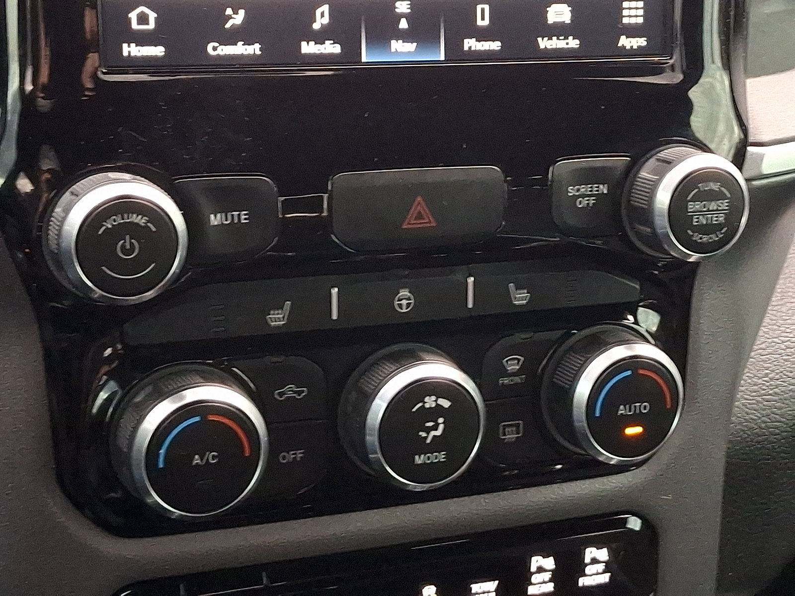 Certified 2023 RAM 1500 Big Horn AWD/4WD image 15