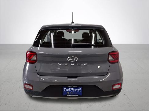 Certified 2023 Hyundai Venue SE FWD image 13