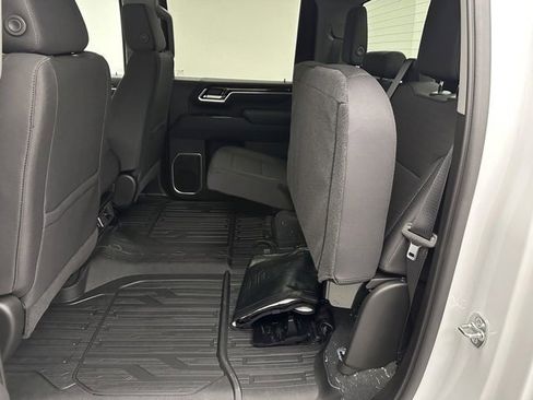 New 2026 GMC Sierra 3500 SLE w/ SLE Value Package image 19