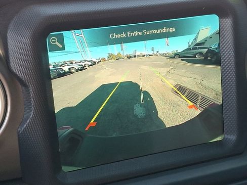 Used 2022 Jeep Gladiator Rubicon w/ LED Lighting Group image 18