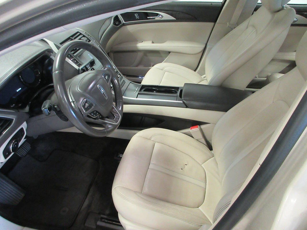 Used 2017 Lincoln MKZ Select AWD/4WD image 7