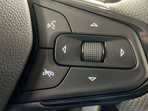 Used 2023 Chevrolet TrailBlazer LS FWD image 29