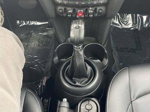 Used 2019 MINI Cooper 2-Door Hardtop FWD image 19