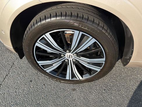 Used 2023 Volvo XC60 B5 Plus w/ Protection Package Premier FWD image 36