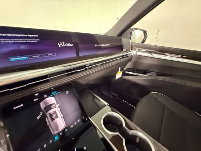 New 2026 Cadillac Escalade Luxury w/ Touring Package AWD/4WD image 20