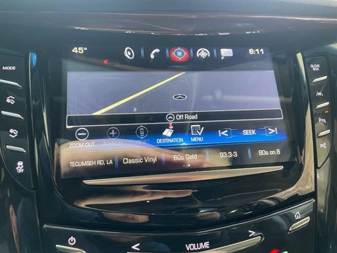 Used 2018 Cadillac Escalade ESV Luxury image 40