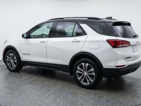 Used 2025 Chevrolet Equinox LT FWD image 6