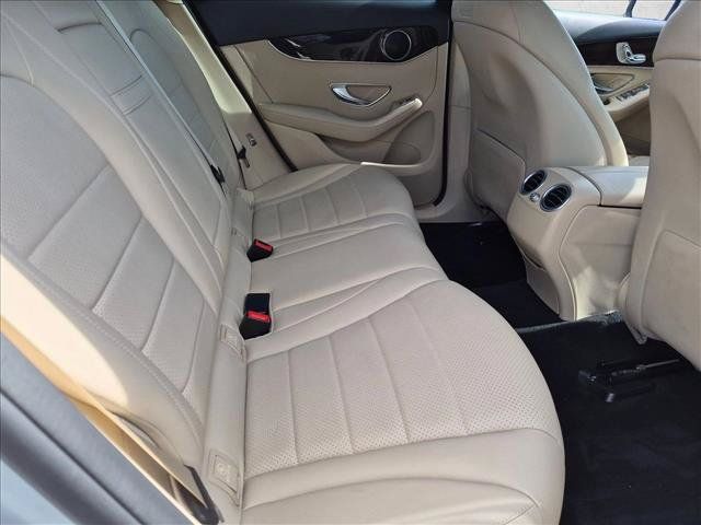 Used 2018 Mercedes-Benz GLC 300 image 19