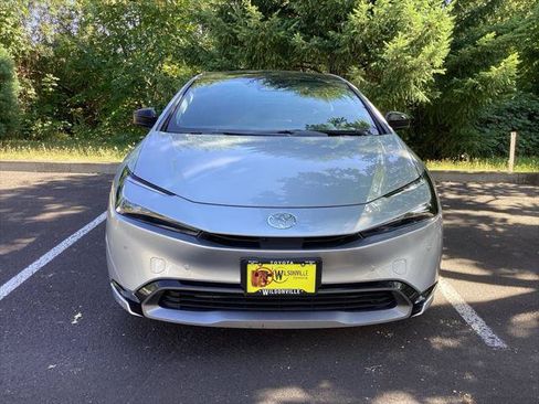 Certified 2024 Toyota Prius Limited w/ Limited Premium Package AWD/4WD image 7