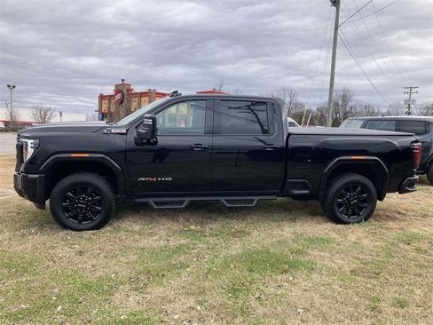 Used 2024 GMC Sierra 2500 AT4 w/ AT4 Preferred Package image 7