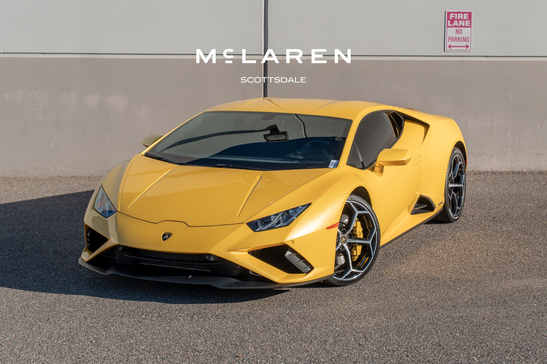 Used 2021 Lamborghini Huracan EVO RWD image 1