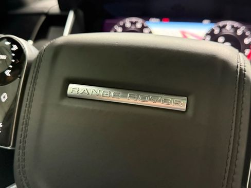 Used 2018 Land Rover Range Rover HSE image 24
