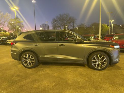 Used 2023 Acura MDX Technology image 4
