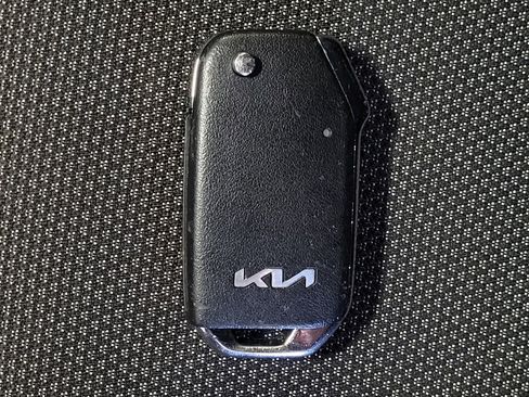 Used 2023 Kia Forte LXS w/ LXS Technology Package FWD image 32