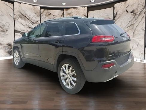 Used 2014 Jeep Cherokee Limited w/ Technology Group AWD/4WD image 4