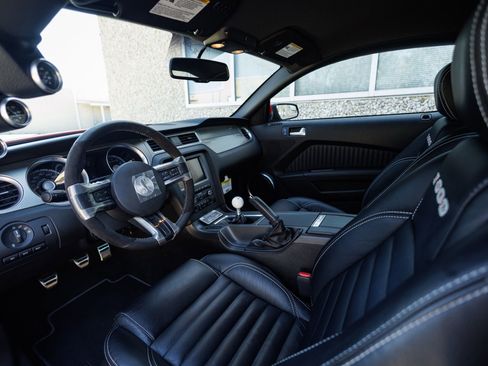 Used 2012 Ford Mustang Shelby GT500 w/ Electronics Pkg RWD image 36