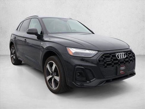 Used 2023 Audi Q5 2.0T Prestige w/ Prestige Package AWD/4WD image 6