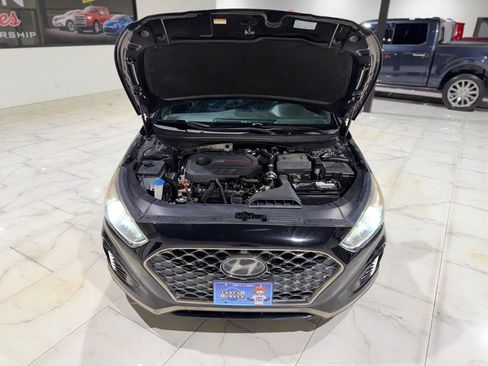 Used 2018 Hyundai Sonata Limited FWD image 4