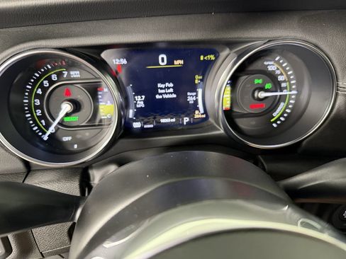 Used 2023 Jeep Wrangler Unlimited Sahara AWD/4WD image 45