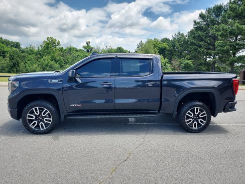 Certified 2025 GMC Sierra 1500 AT4 w/ AT4 Premium Package AWD/4WD image 2