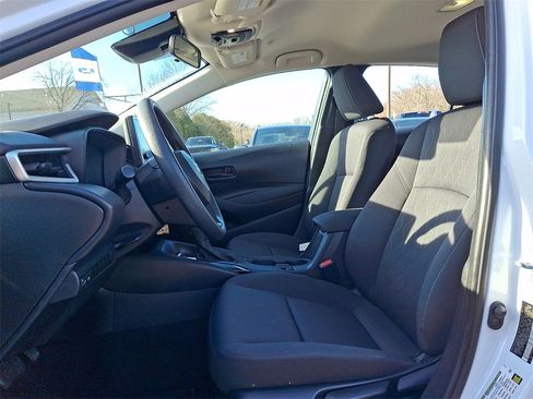 Used 2024 Toyota Corolla LE image 14