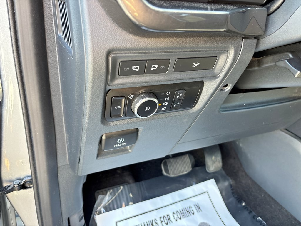 Used 2022 Ford F150 XLT w/ Equipment Group 302A High AWD/4WD image 28