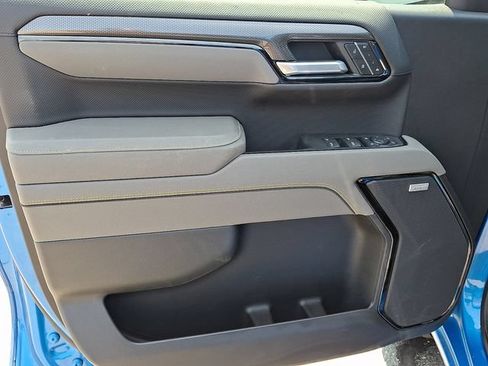 Used 2026 Chevrolet Silverado 1500 ZR2 AWD/4WD image 8