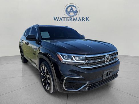 Used 2021 Volkswagen Atlas Cross Sport SEL R-Line w/ Cross Sport MDO Package FWD image 11