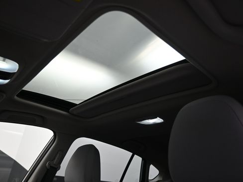 Used 2023 Subaru Crosstrek 2.0i Premium image 39