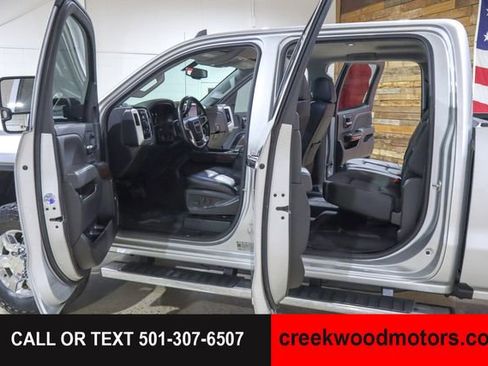 Used 2019 GMC Sierra 2500 SLT w/ Duramax Plus Package AWD/4WD image 39