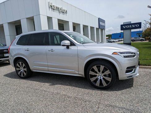 Certified 2022 Volvo XC90 T6 Inscription w/ Advanced Package image 2