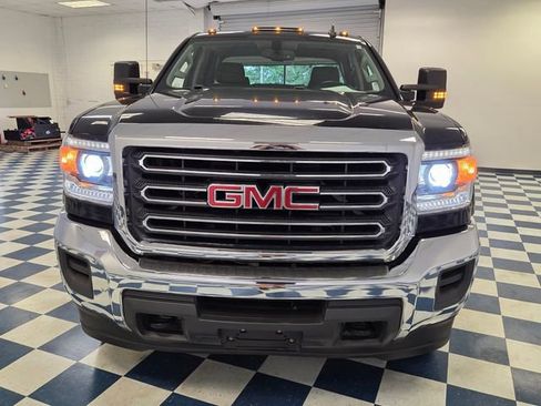 Used 2017 GMC Sierra 2500 4x4 Double Cab w/ Sierra Convenience Package image 2
