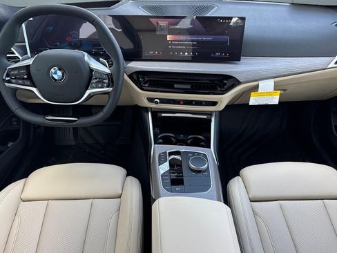 Used 2026 BMW 330i Sedan w/ Premium Package RWD image 4