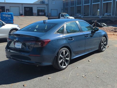 Used 2026 Honda Civic Sport Touring image 4