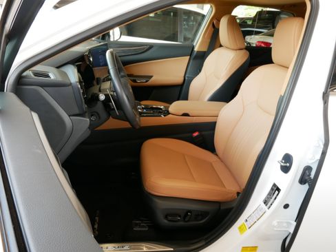 Certified 2026 Lexus NX 350 AWD w/ Accessory Package (2T) image 2
