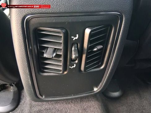 Used 2018 Jeep Grand Cherokee Laredo RWD image 19