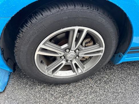 Used 2013 Ford Mustang Premium RWD image 2