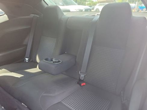 Used 2017 Dodge Challenger SXT RWD image 10