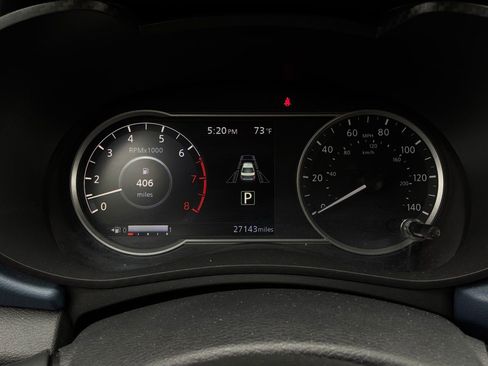 Used 2025 Nissan Versa SV FWD image 33