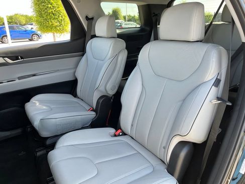 Used 2025 Hyundai Palisade SEL FWD image 23