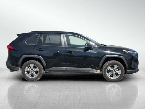 Used 2024 Toyota RAV4 XLE w/ Convenience Package AWD/4WD image 8