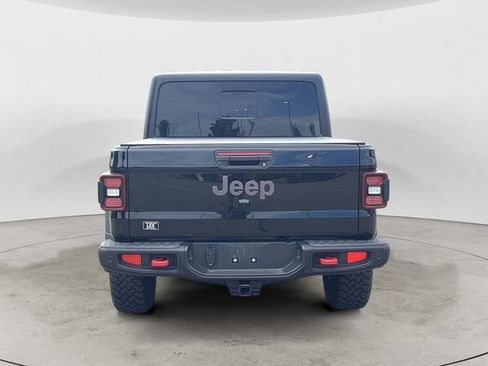 Used 2024 Jeep Gladiator Rubicon w/ Technology Group AWD/4WD image 4