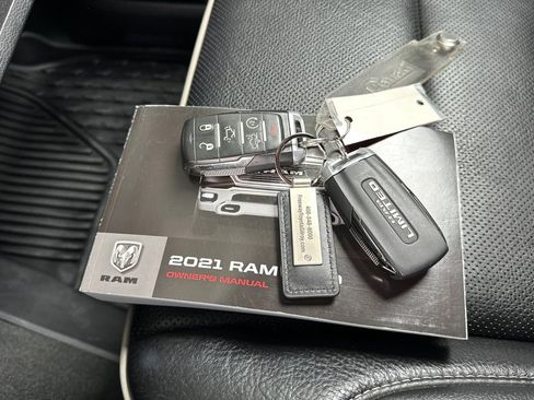 Used 2021 RAM 1500 Limited image 11