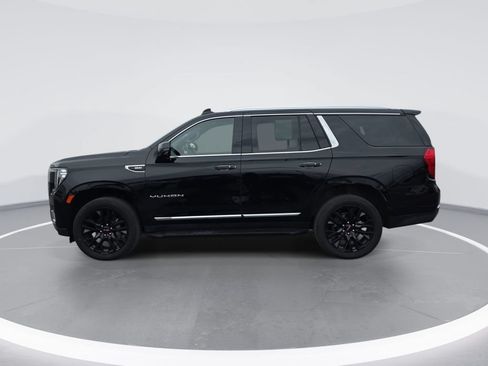 Certified 2023 GMC Yukon SLT w/ SLT Luxury Package AWD/4WD image 7