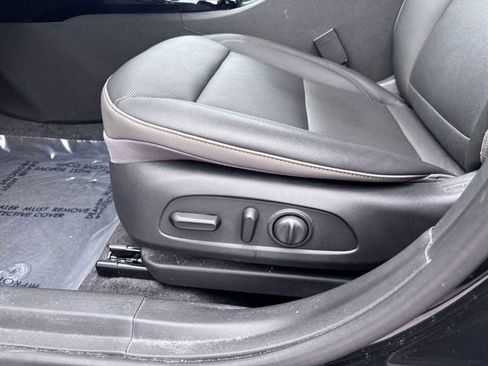 Used 2025 Chevrolet Trax ACTIV w/ Driver Confidence Package FWD image 11