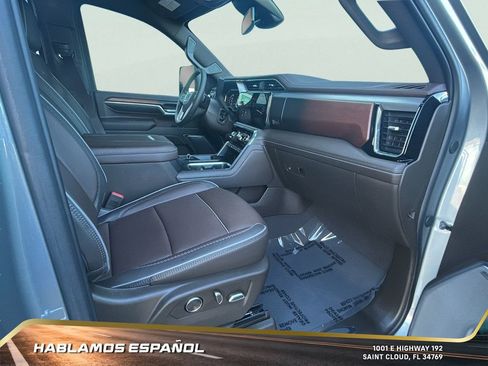 Used 2025 GMC Sierra 2500 Denali image 33