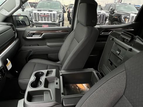 New 2026 GMC Sierra 1500 Elevation image 22