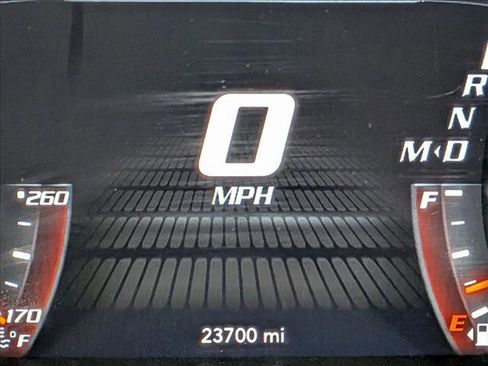Used 2016 Dodge Challenger SRT Hellcat RWD image 10